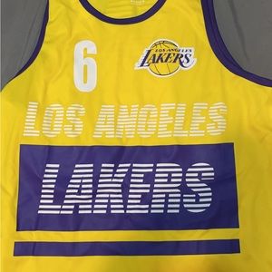 Lebron James jersey size large never worn no tag